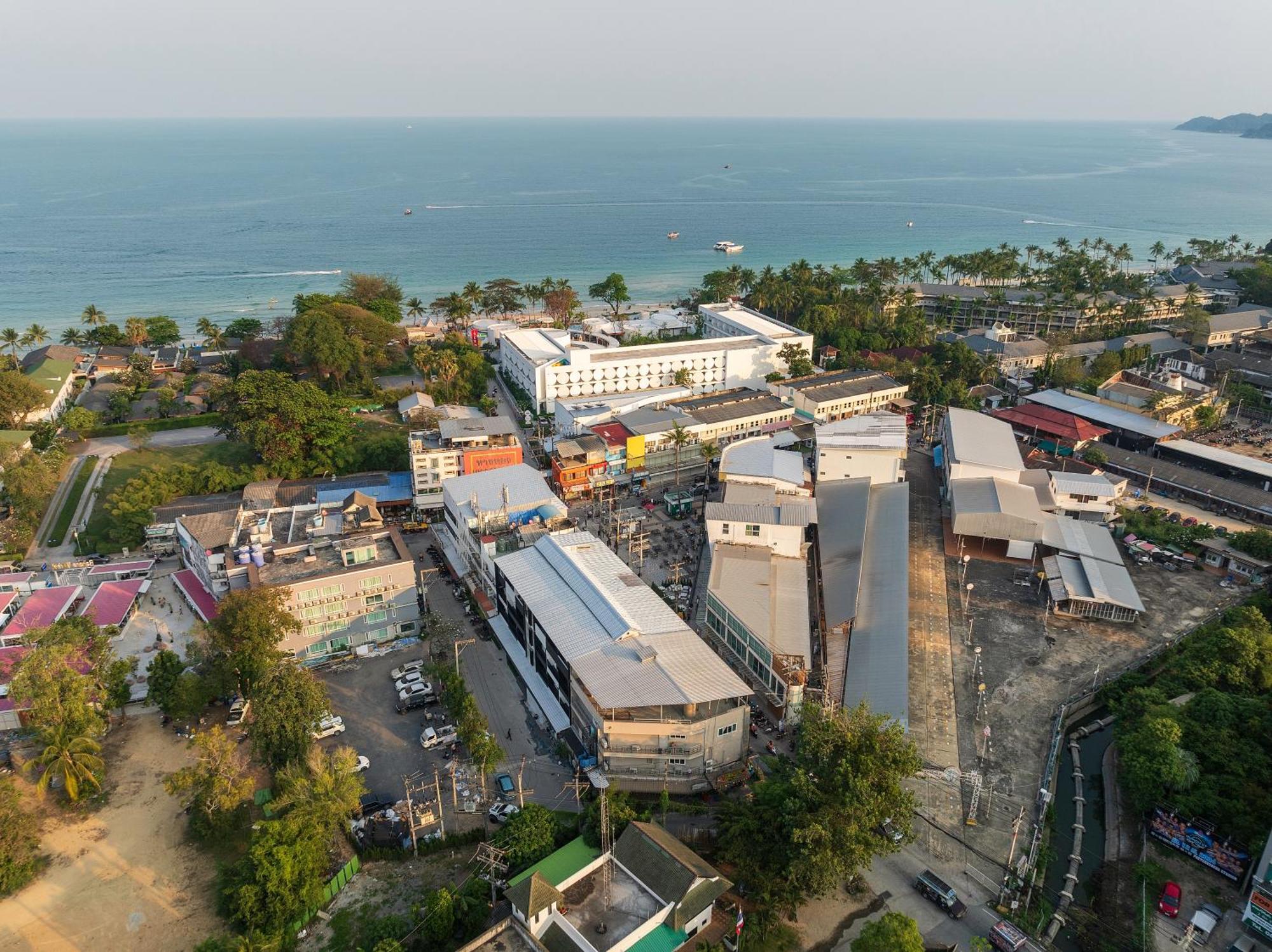 Bedtime Hotel Samui 차웽 외부 사진